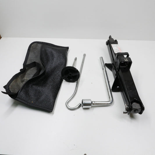 Car Jack and Tool Kit and Bag - Fits Holden Epica EP CDX 2.5L 2007-2011