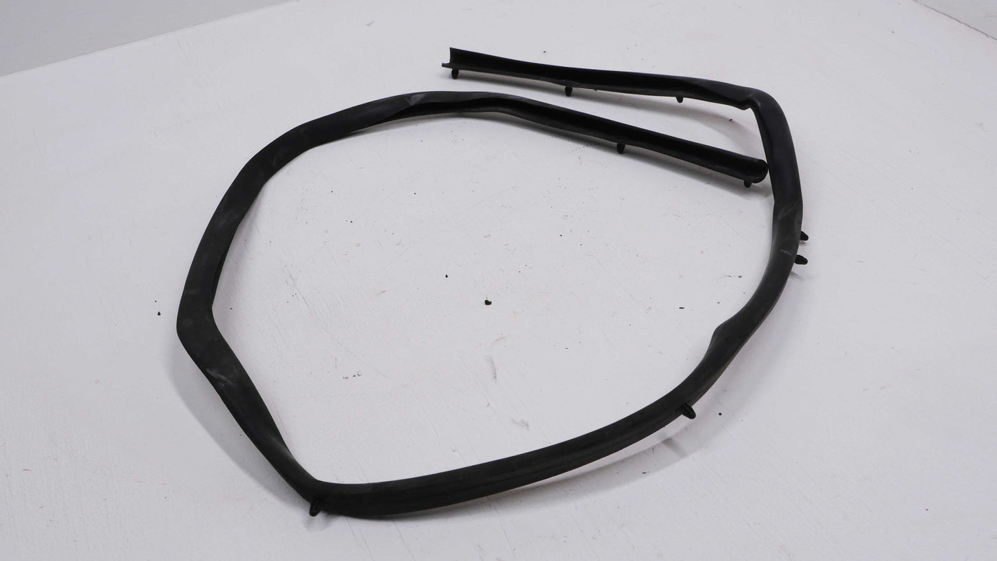 Bonnet Top Rubber Seal - Fits Subaru Liberty Wagon BH 1998-2003