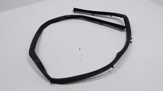 Bonnet Top Rubber Seal - Fits Subaru Liberty Wagon BH 1998-2003