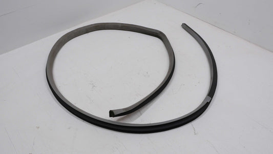 Front RH Door Jamb Pinch Weld Rubber - Fits Subaru Liberty Wagon BH 1998-2003