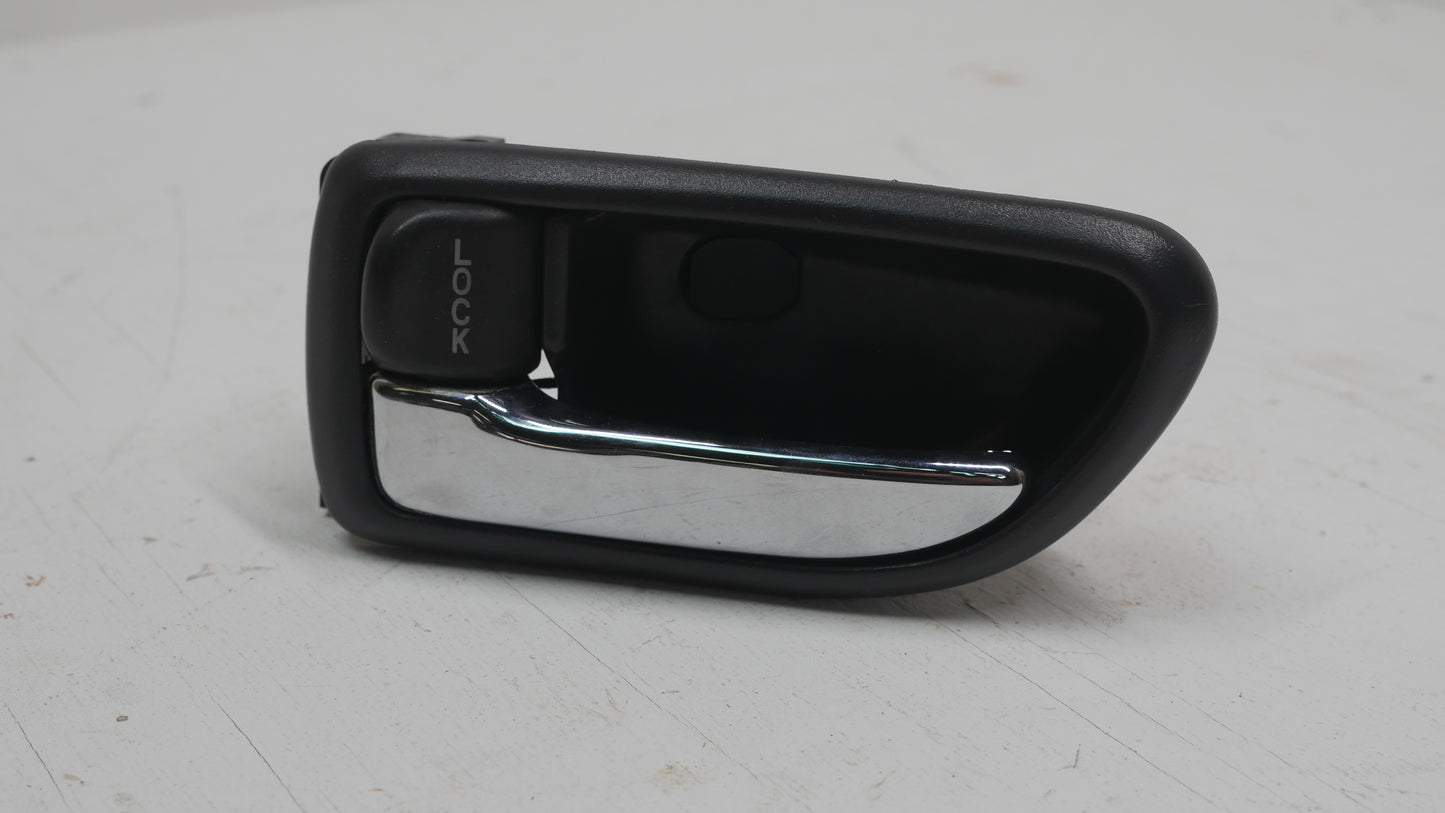 Front Left Interior Door Handle - Fits Subaru Liberty Wagon BH 1998-2003